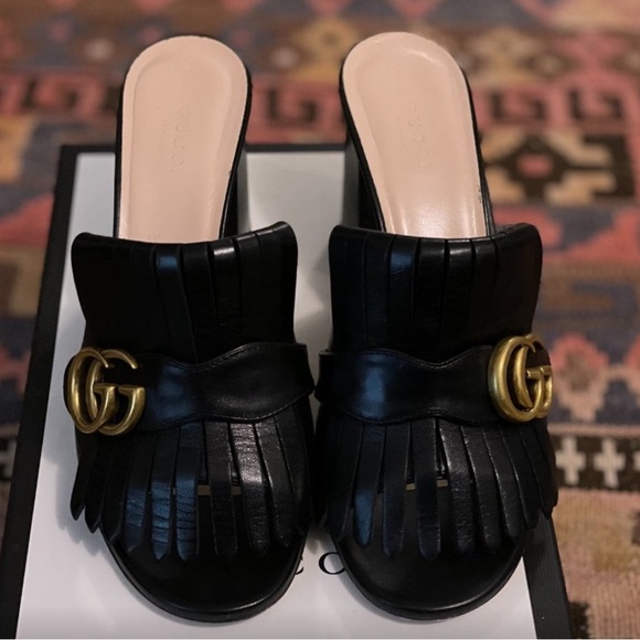 Gucci Black Leather GG Marmont Fringe Detail Open Toe Sandals Size 38.5 - Picture 4 of 9
